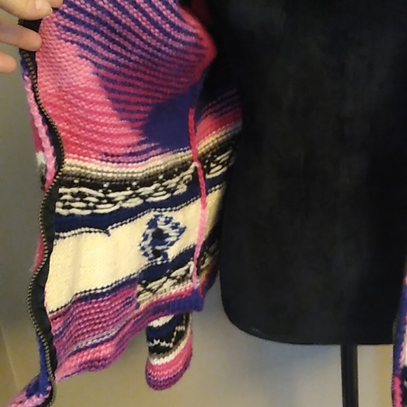 Tribal Wool Hoodie Sweater - Picture 9 of 13